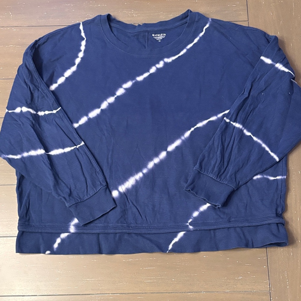 Athleta Navy Tie-Dye sundown sweatshirt 1x